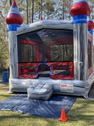 IMG 8684 1770521300 Silver Jump Bouncer